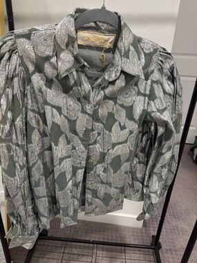 Jen’s Pirate Booty Metallic Floral Button-Up Blouse - Silver